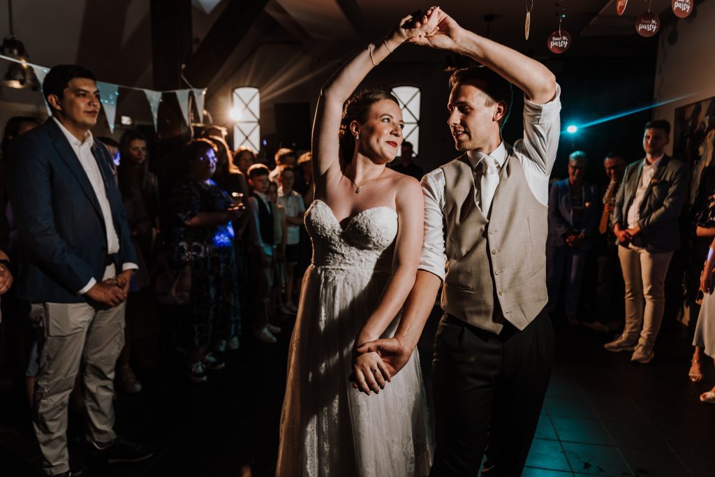 creatieve trouwfoto's huwelijksfotograaf Woudenberg trouwfotograaf Amersfoort hoeveel kost een trouwfotograaf